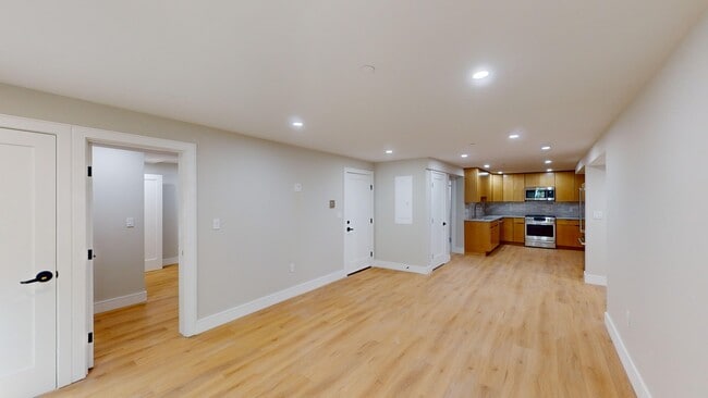 Photo - 145 Sutherland Rd Townhome
