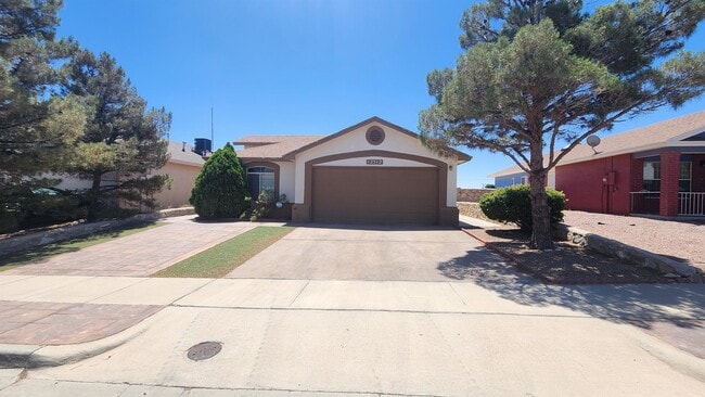 Building Photo - 12512 Sombra Grande Dr Rental