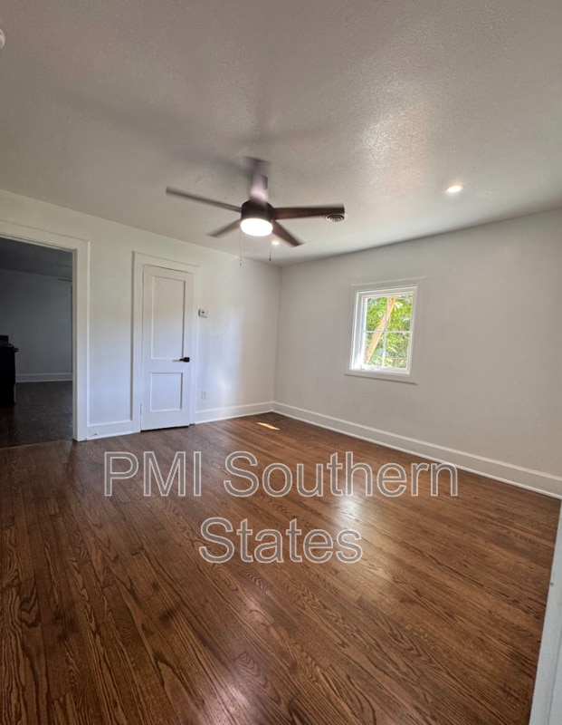 Photo - 304 N Leach St