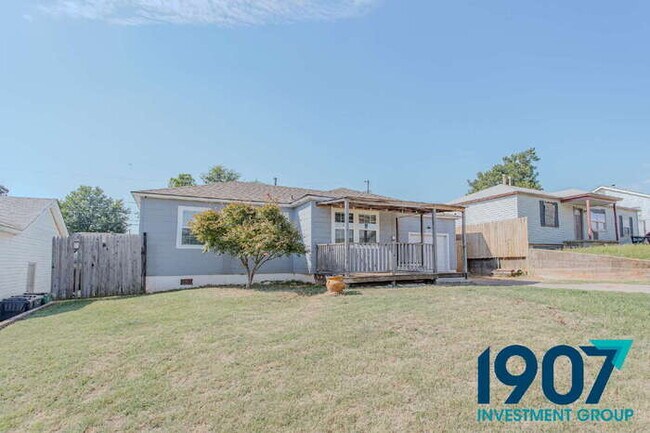 Photo - Charming & Updated 3-Bedroom Home in Moore...