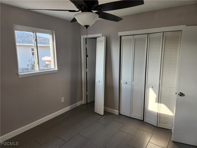 Photo - 923 SE 23rd Pl