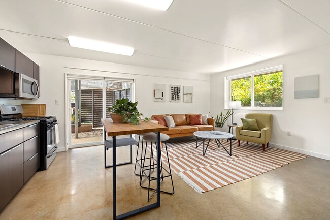 Living Out - Eco Modern Flats