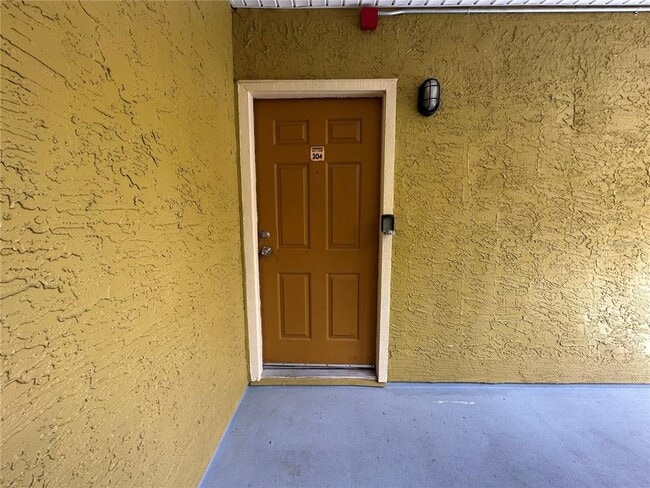 Photo - 5283 Images Cir Unit 304