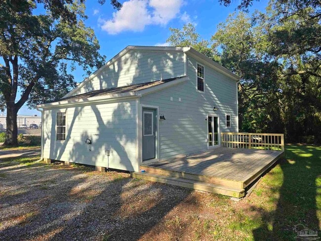 1511 Magaha Ln