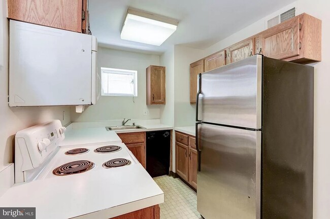 Photo - 1121 N Taylor St Unit A