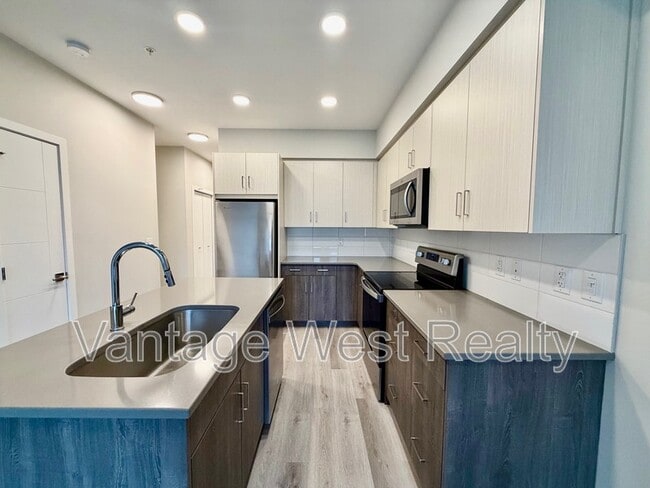 Building Photo - 2301-2301 Carrington Rd