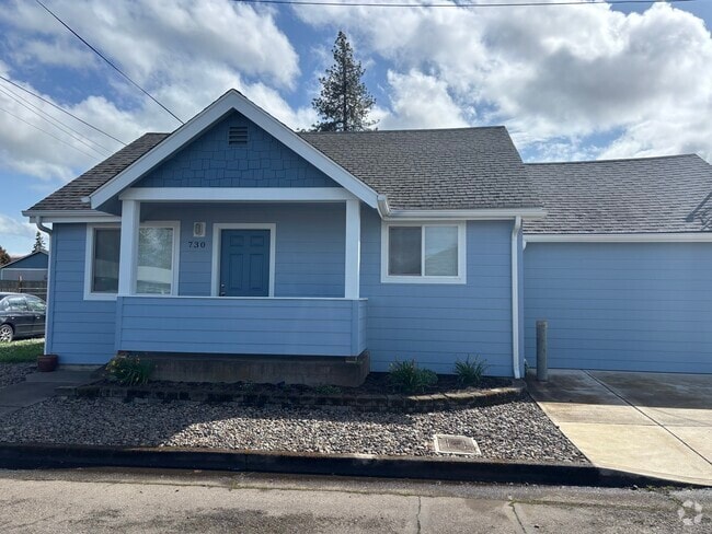 730 12th Ave SE - 730 12th Ave SE Rental