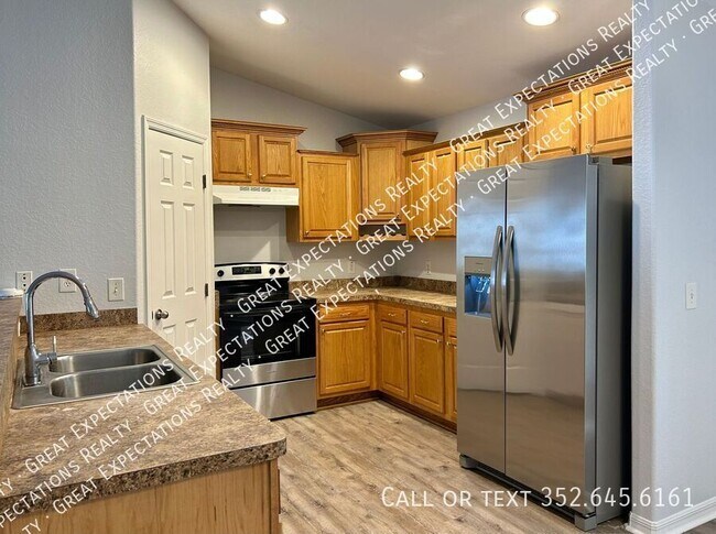 Photo - 4 Locust Run