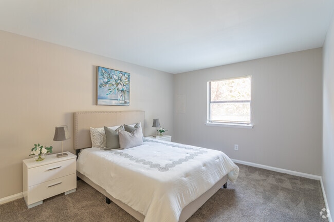 2 BR, 1 BA - 780SF - First Bedroom - Hidden Creek Apartments