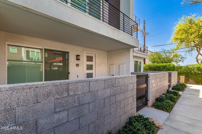 Photo - 4444 N 25th St