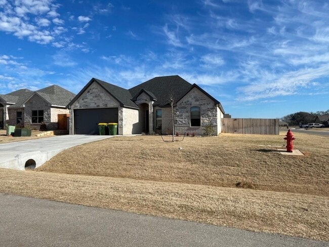Photo - Newer Home in Grand Places