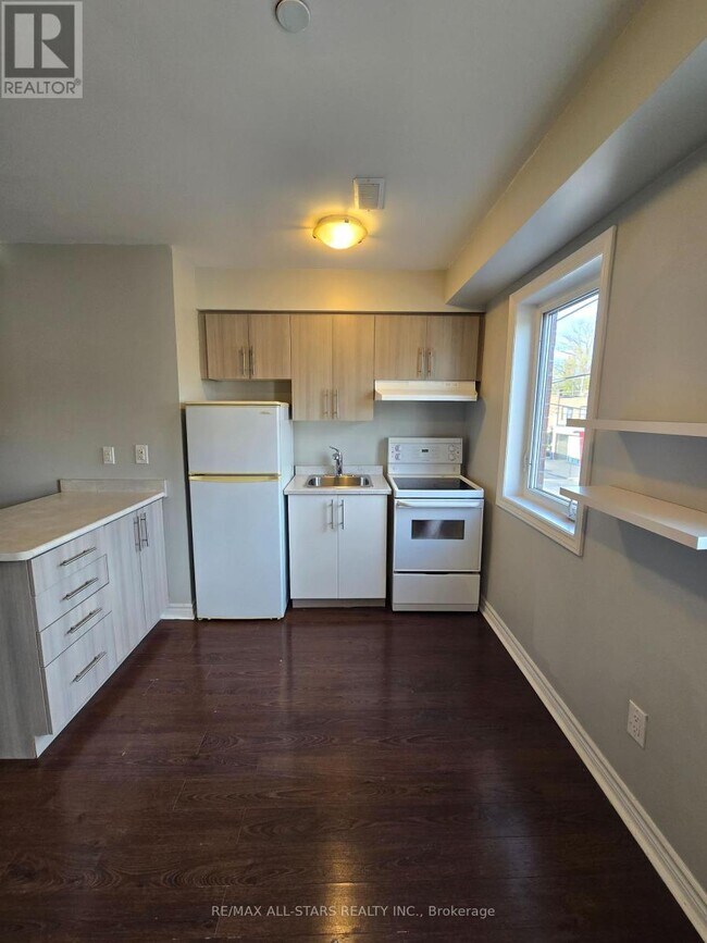 Photo - 109 Rushbrooke Ave