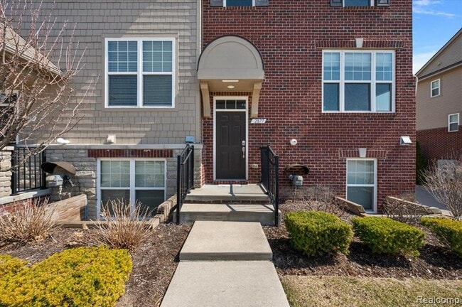 Photo - 2877 Hartwick Dr