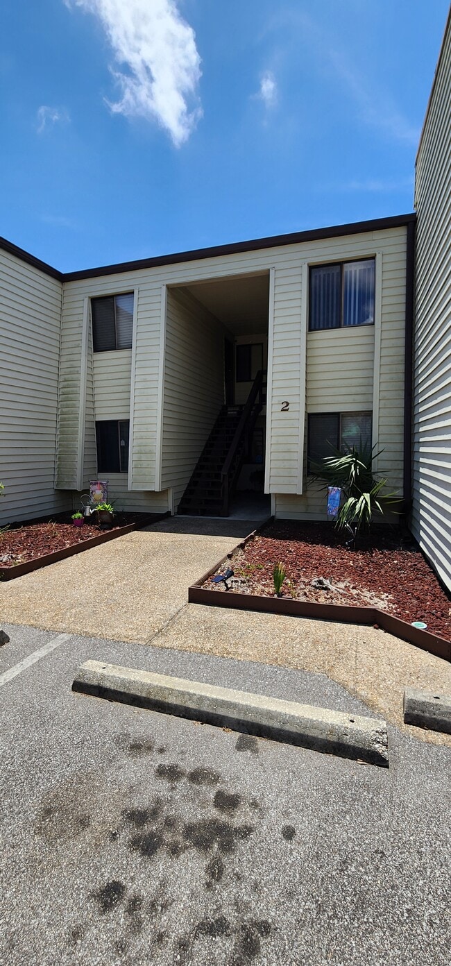 Building Photo - 308 Miracle Strip Pkwy SW Unit 2D