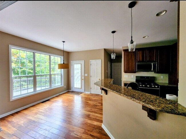 Photo - 3305 Goldmist Dr