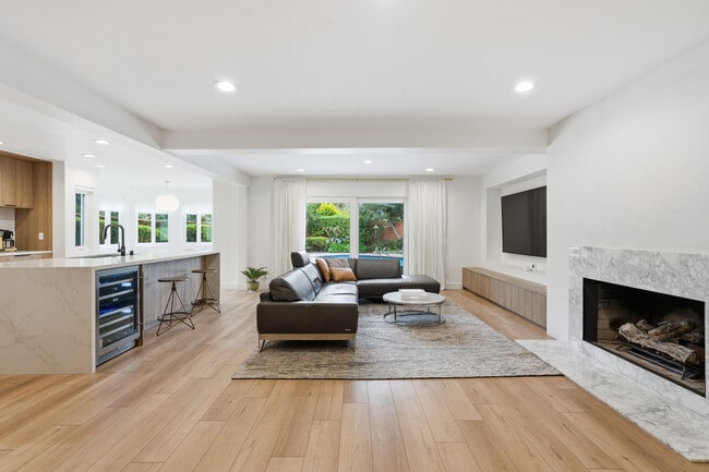 Building Photo - 28751 King Arthur Ct
