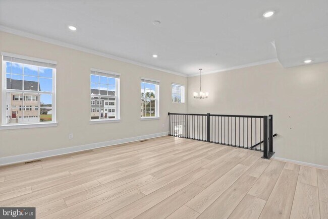 Photo - 502 Downswing Rd