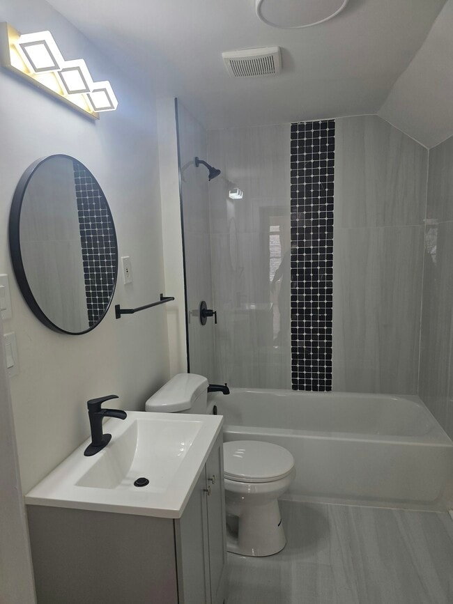 Photo - 1278 W 102nd St