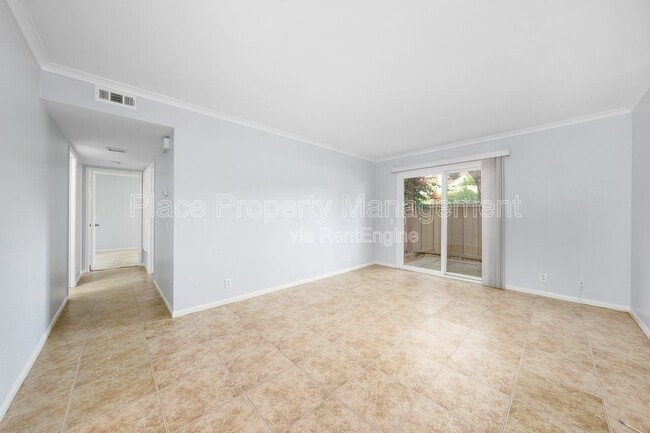 Building Photo - 4050 Porte La Paz Unit 46 Rental
