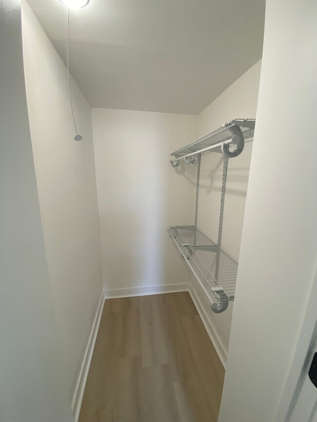 Photo - 1322 W Ohio St Unit 1R