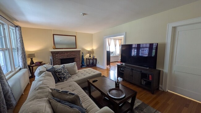 Photo - 152 Winthrop Ave Unit 2