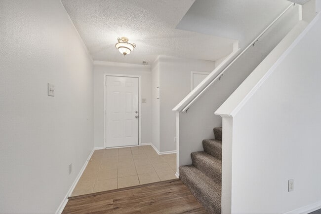 Photo - Spacious 3-Bed Home with Fenced Yard in Cameron Meadows