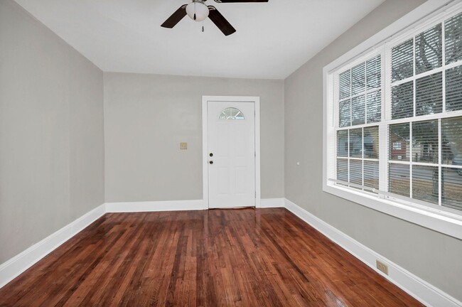 Photo - Fully Remodeled 3-Bedroom Cottage with Country Charm Minutes from Downtown Columbia