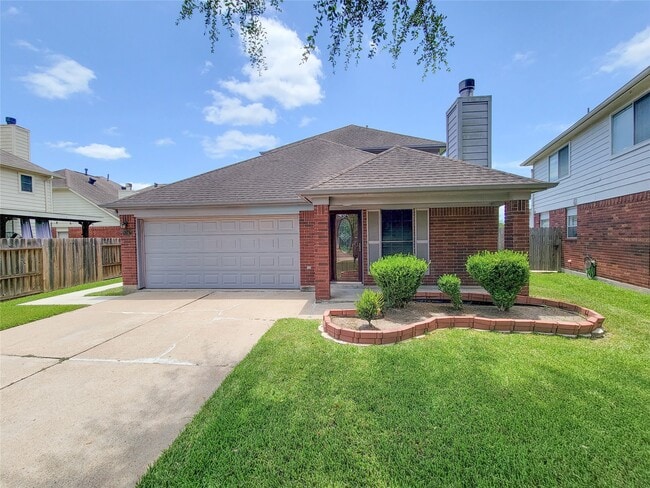 Building Photo - 8747 Fondren Village Dr