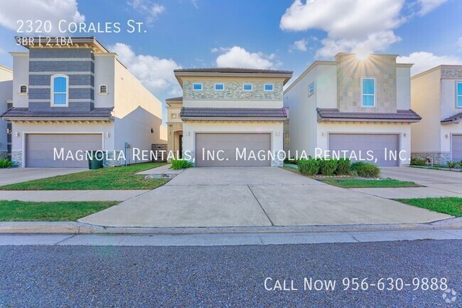 Building Photo - Amazing Townhouse on Shary Rd. for Rent