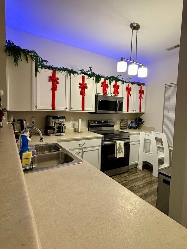 Photo - Charming 3BR Townhome in Clayton