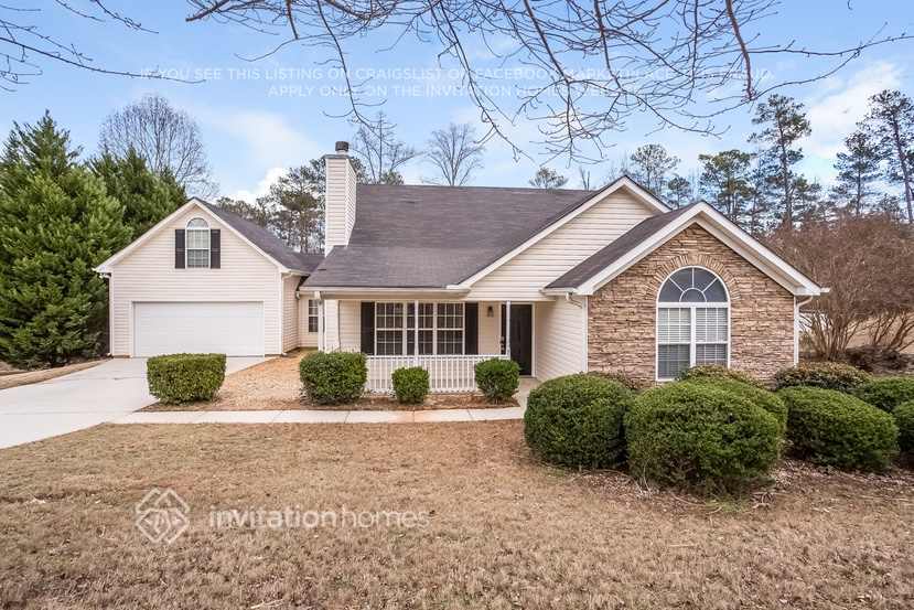 Photo - 210 Berkshire Pass