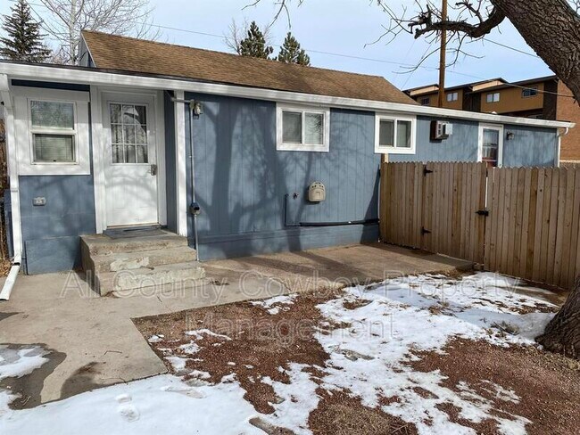 Photo - 868 N 14th St