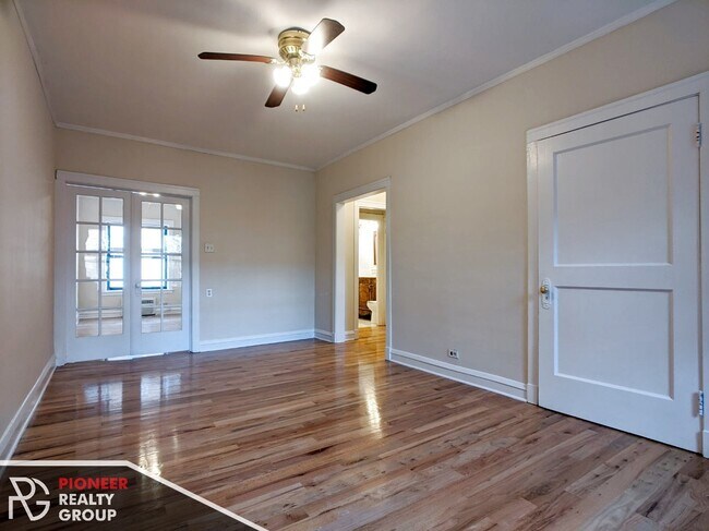 Photo - 736 W Addison St Unit 744-1W