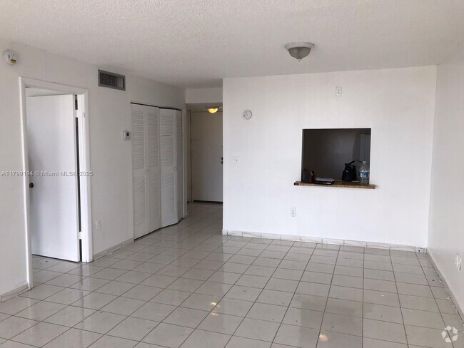 Building Photo - 16751 NE 9th Ave Unit 501 Rental