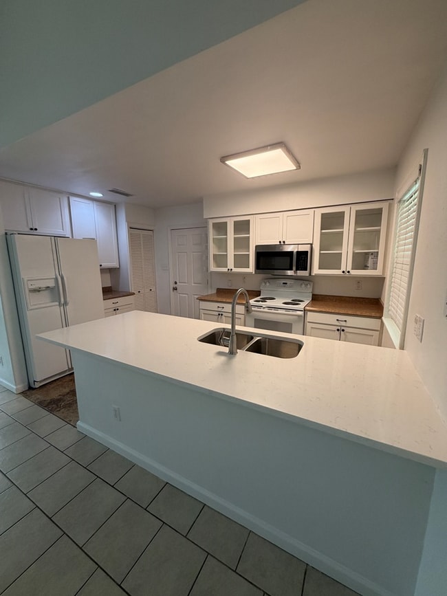 Photo - 133 Willow Way