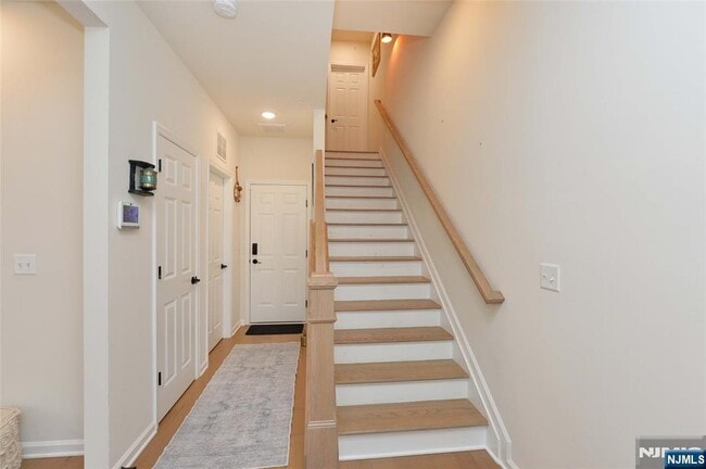 Photo - 60 Litchfield Ln Unidad 603