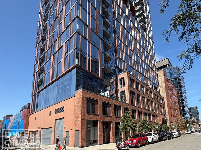 Photo - 1111 W Lake St