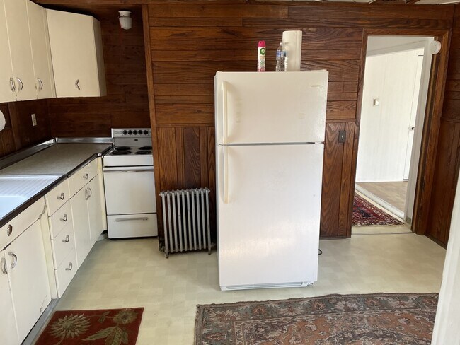 4335-4335 Ormond Dr