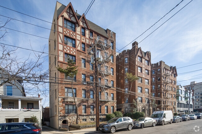 Photo - 160 Beach 117th Street