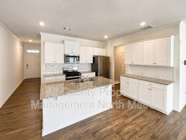 Photo - 2715 Poppy Ct