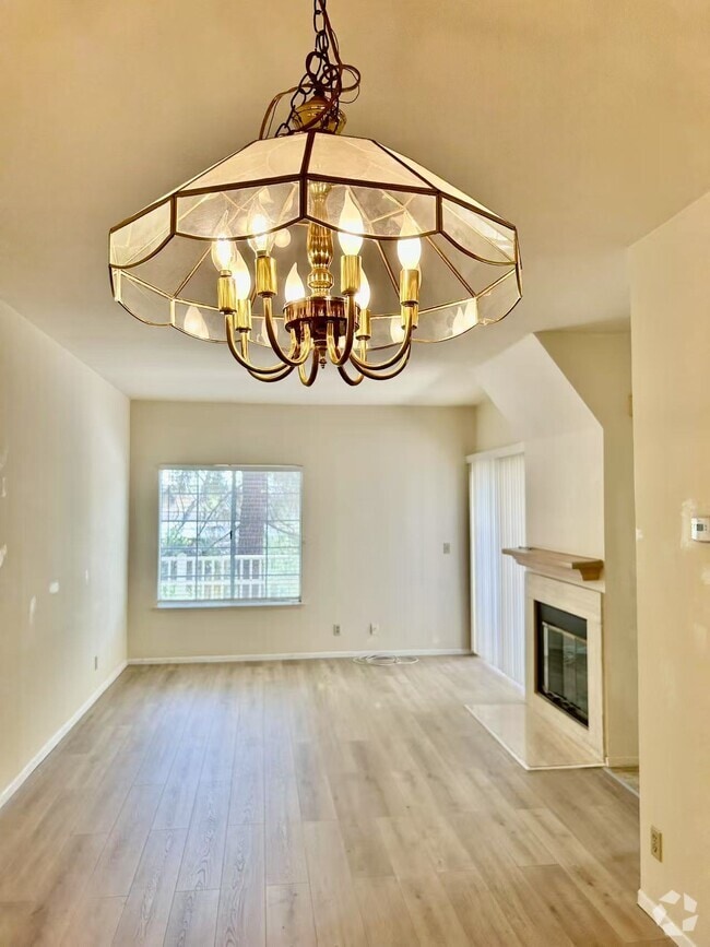 Building Photo - 5816 Freebird Ln Rental