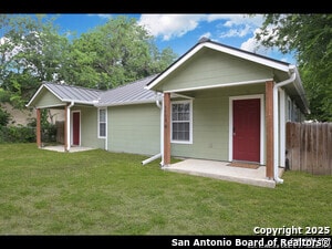 Photo - 1119 W Myrtle St
