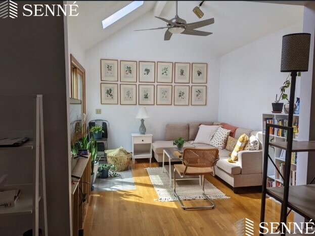 Photo - 351 Norfolk St Unit 1