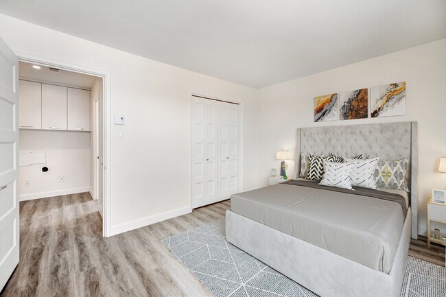 Photo - Place Charlesbourg