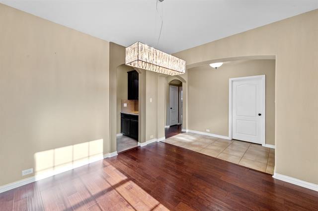 Photo - 1924 Lewis Crossing Dr