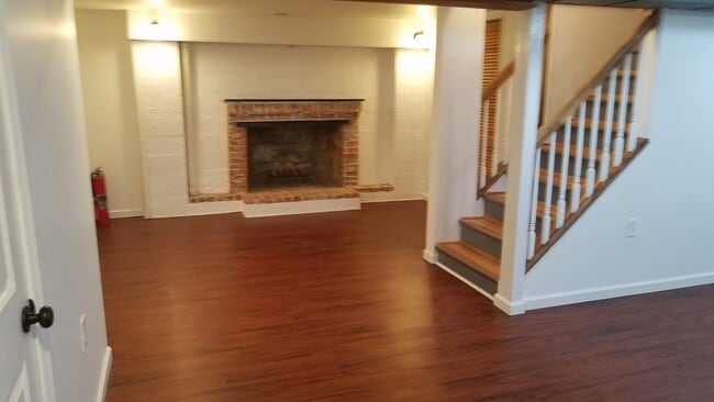 Photo - 300 Spring Valley Rd