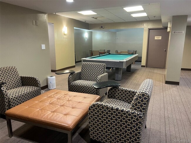 Photo - 62-54-62-97 97th Pl Unit 12J