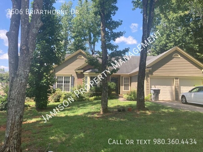Building Photo - 3506 Briarthorne Dr
