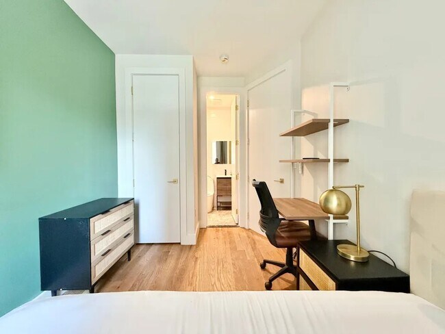 Photo - Furnished room/NOT APARTMENT Unit 2A