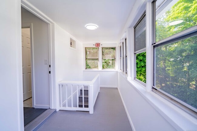 Building Photo - 187 Hillside Ave Unit 2nd floor Rental
